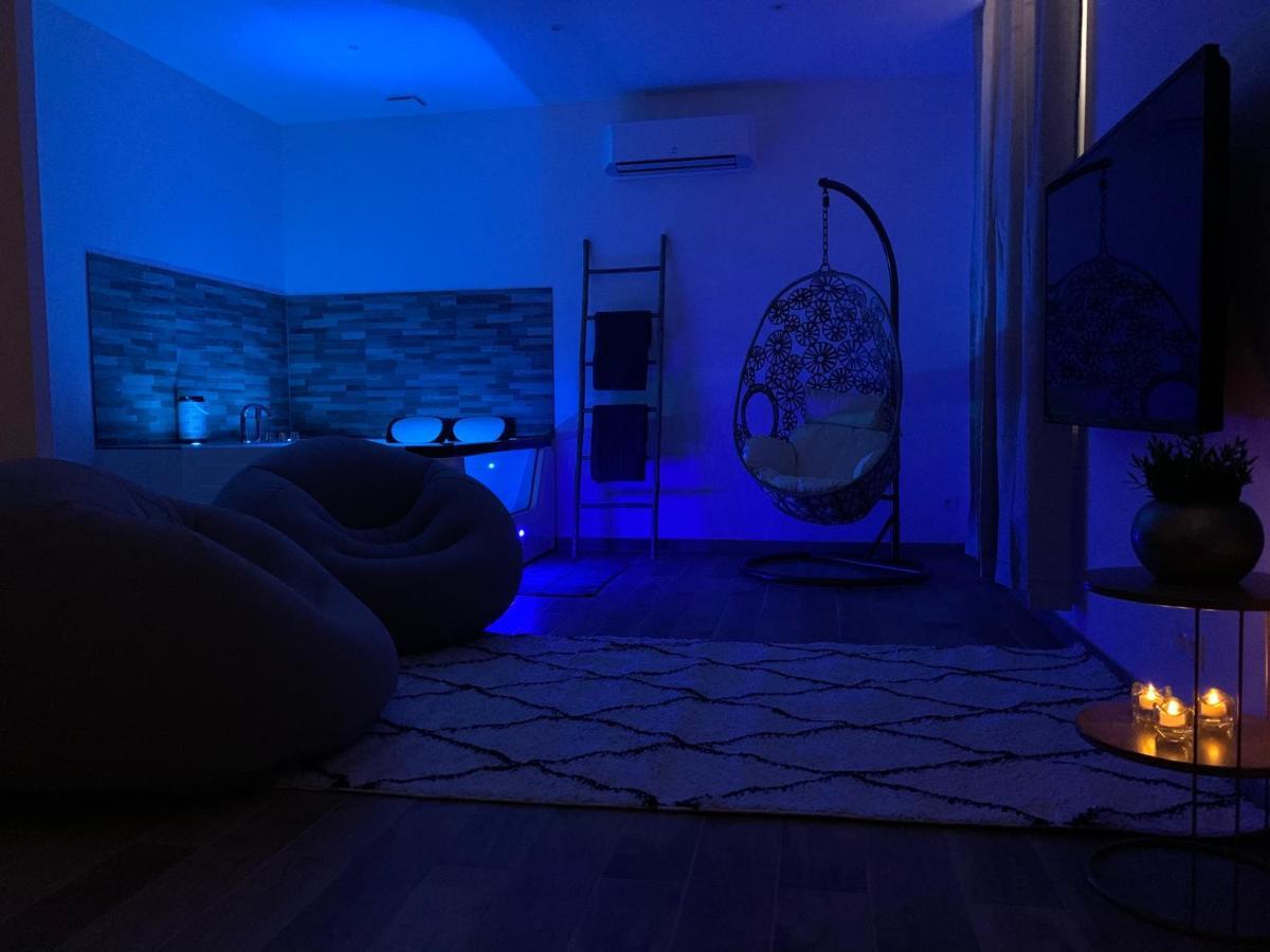 Appartement Cosy Jacuzzy Luxe Gare De Tolone Esterno foto